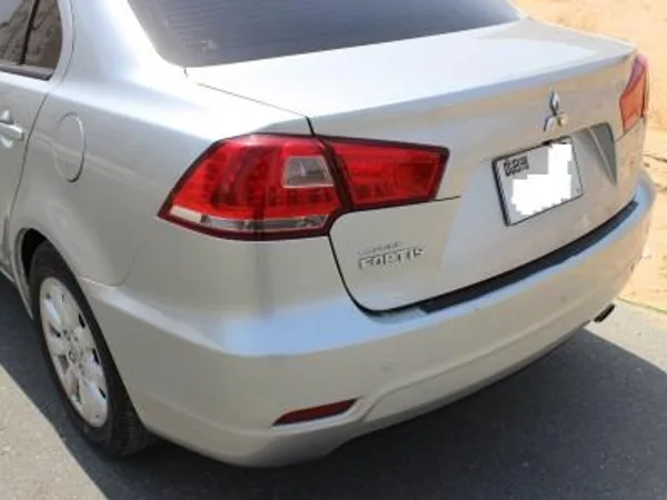 Cars for sale in uae Mitsubishi Fortis