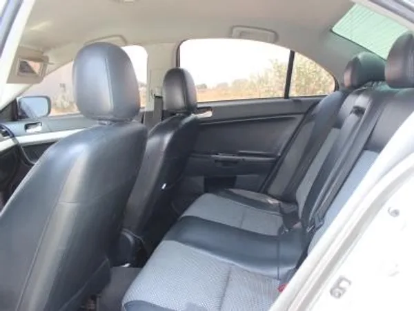 Cars for sale in uae Mitsubishi Fortis