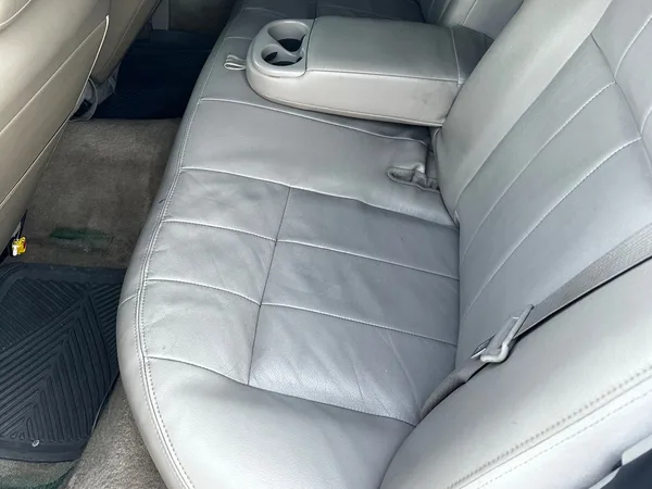 Cars for sale in uae Ford Crown Victoria