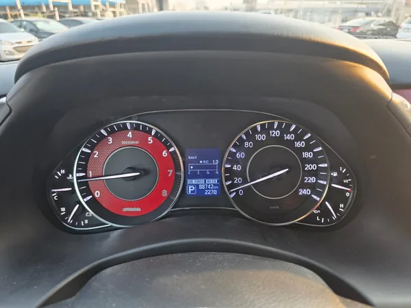 Cars for sale in uae Nissan Patrol