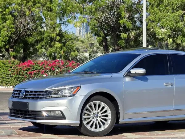 Cars for sale in uae Volkswagen Passat