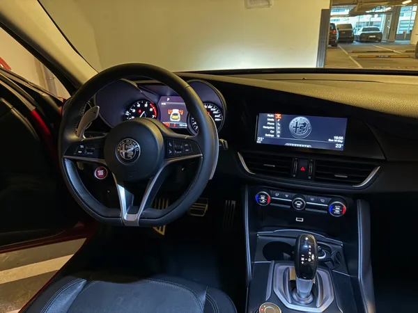 Cars for sale in uae Alfa Romeo Giulia