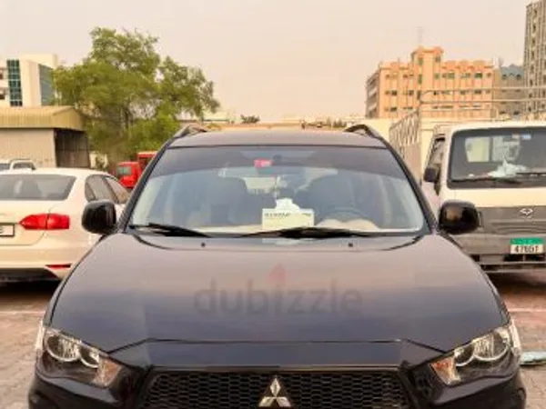 Cars for sale in uae Mitsubishi Outlander