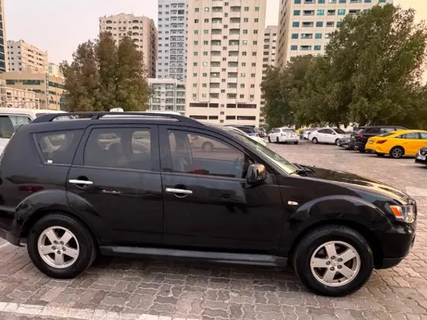 Cars for sale in uae Mitsubishi Outlander