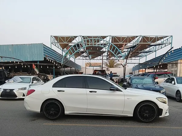 Cars for sale in uae Mercedes-Benz C - Class
