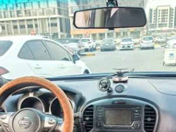 Cars for sale in uae Nissan Juke