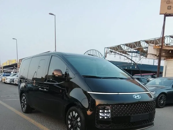 Cars for sale in uae Hyundai Staria
