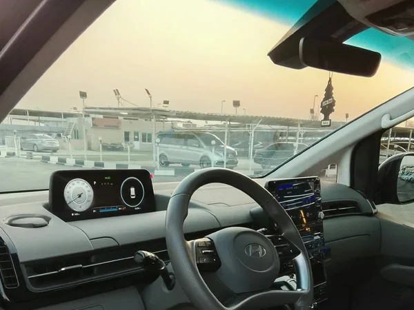 Cars for sale in uae Hyundai Staria