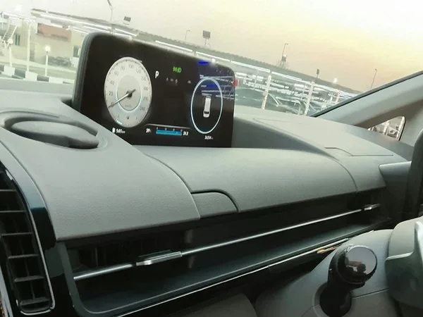 Cars for sale in uae Hyundai Staria