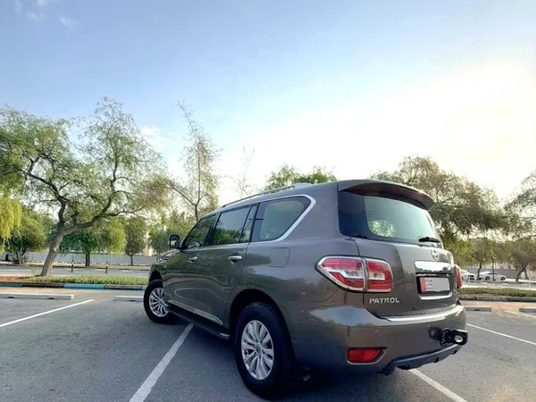 Cars for sale in uae Nissan Patrol