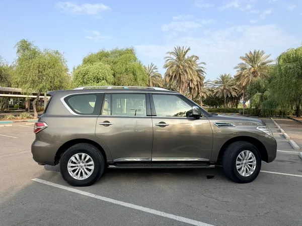 Cars for sale in uae Nissan Patrol