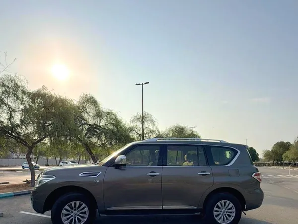 Cars for sale in uae Nissan Patrol