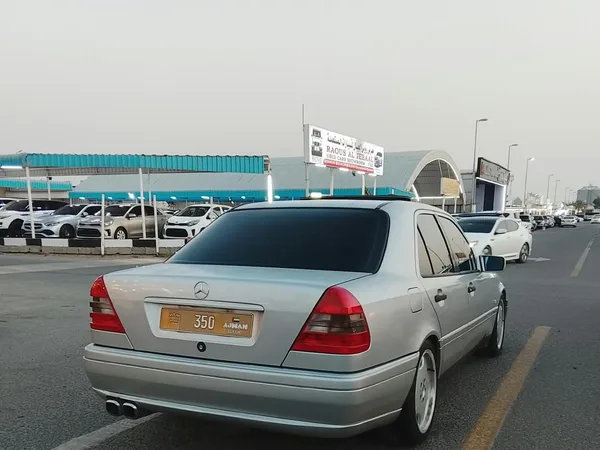 Cars for sale in uae Mercedes-Benz C - Class