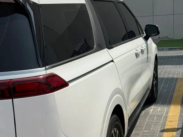Cars for sale in uae Kia Carnival