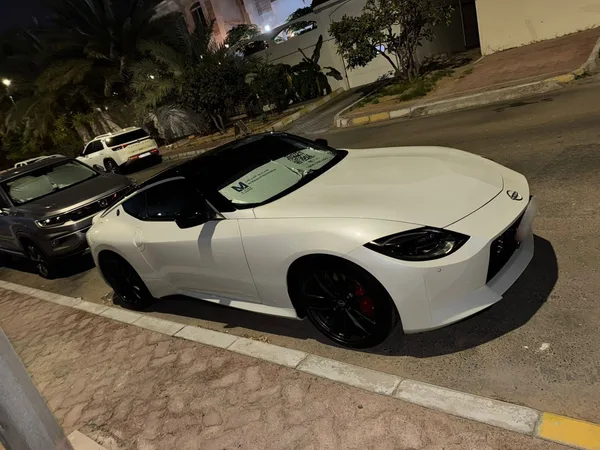 Cars for sale in uae Nissan Z