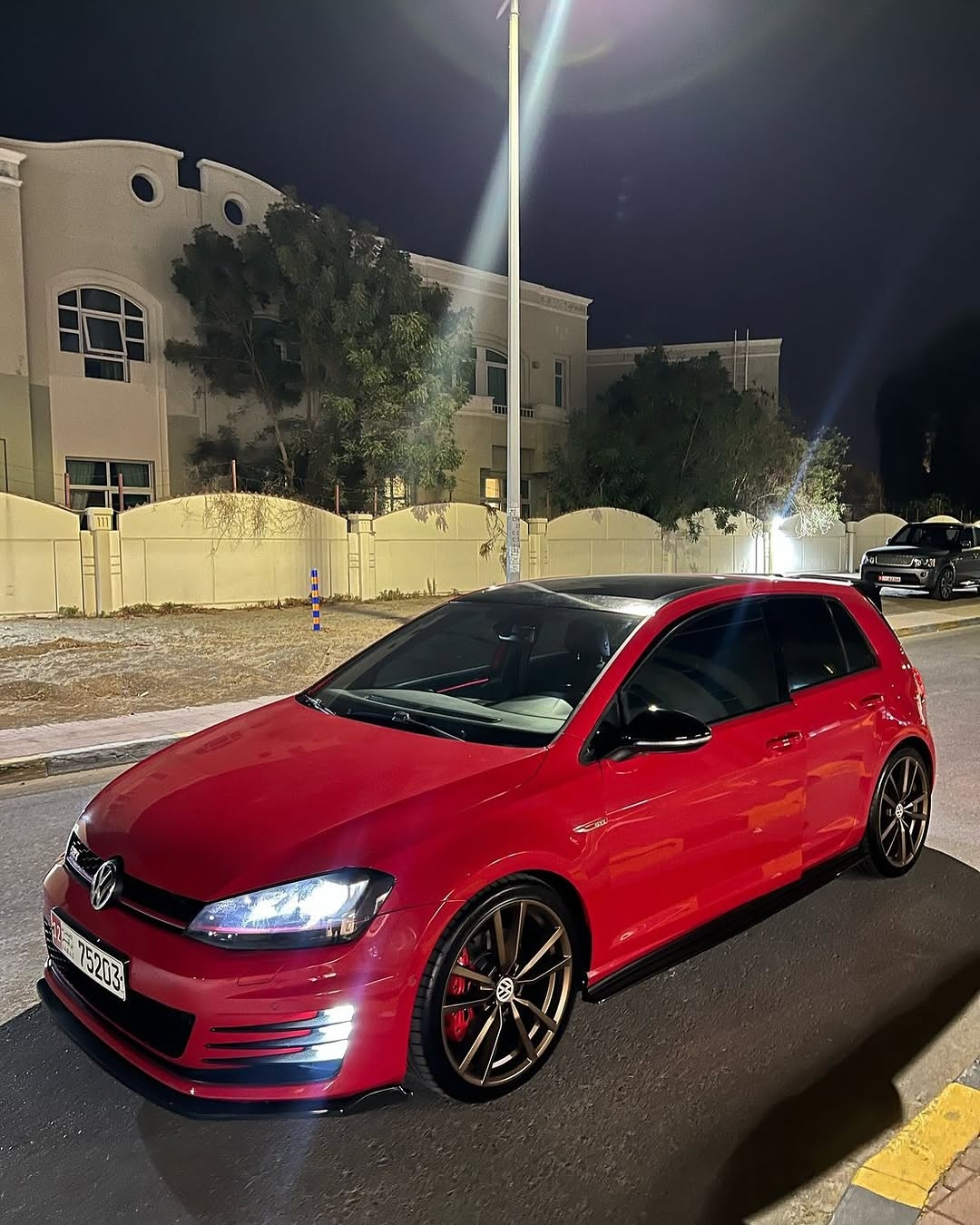 Hatchback Volkswagen Golf GTI 2015
